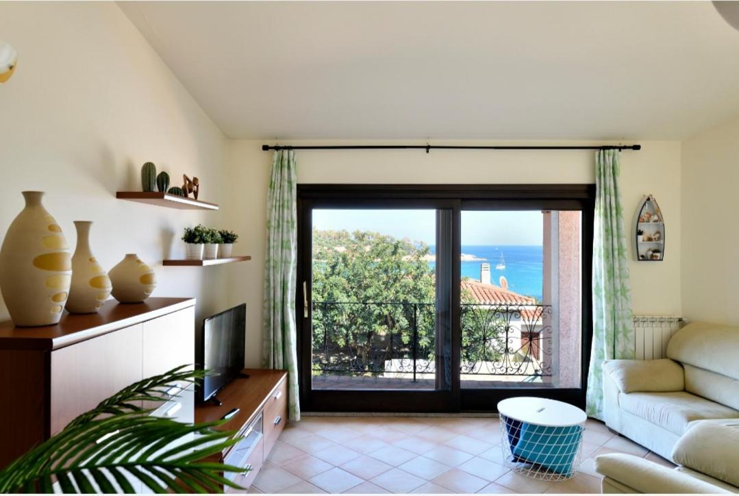 הוילה Porto Frailis Arbatax Casa Vista Mare מראה חיצוני תמונה