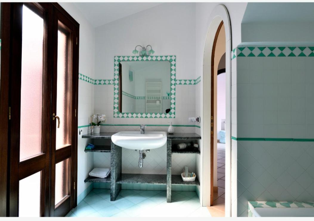 הוילה Porto Frailis Arbatax Casa Vista Mare מראה חיצוני תמונה