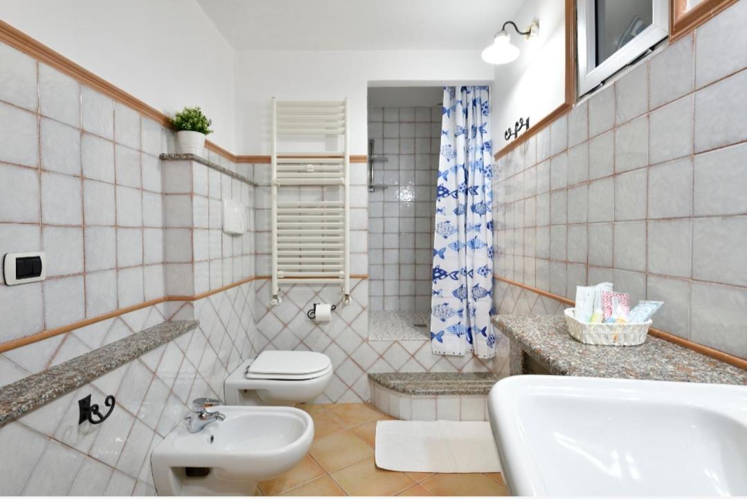 הוילה Porto Frailis Arbatax Casa Vista Mare מראה חיצוני תמונה