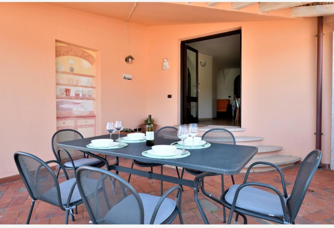 הוילה Porto Frailis Arbatax Casa Vista Mare מראה חיצוני תמונה