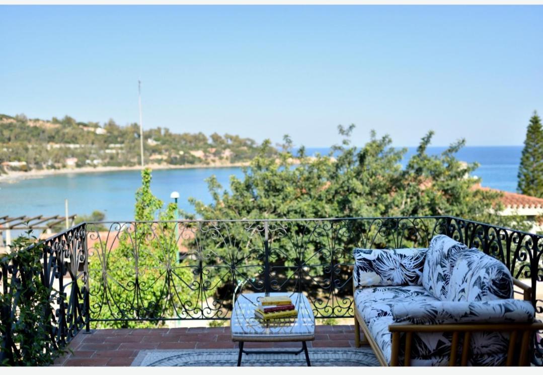 הוילה Porto Frailis Arbatax Casa Vista Mare מראה חיצוני תמונה