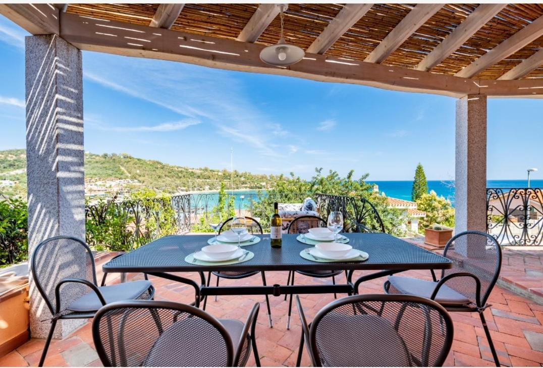 הוילה Porto Frailis Arbatax Casa Vista Mare מראה חיצוני תמונה