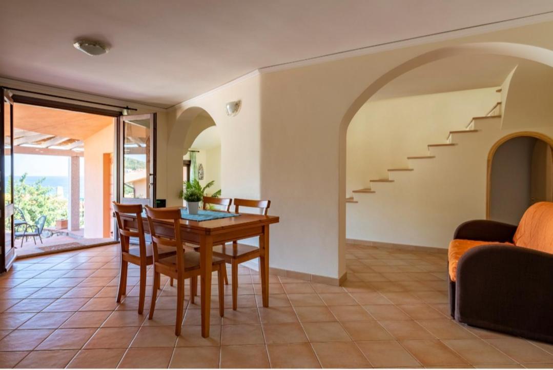 הוילה Porto Frailis Arbatax Casa Vista Mare מראה חיצוני תמונה